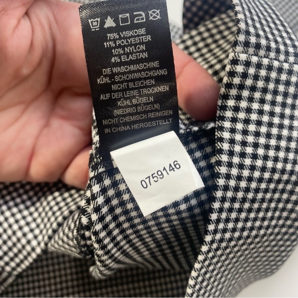 Cupcakes & Cashmere Black &White Gingham Checkered  Woman’s Tank Top NWT 14 - Picture 11 of 13